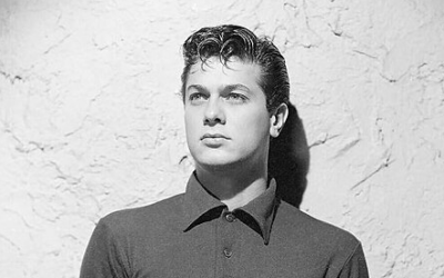 TONY CURTIS. LA BELLEZZA A HOLLYWOOD